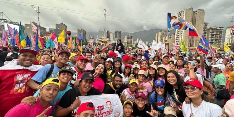 Juventud venezolana lidera proyectos productivos en las comunas 1 Juventud venezolana lidera proyectos productivos en las comunas