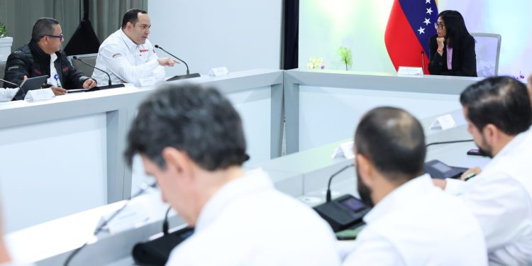 Gobierno Nacional define líneas estratégicas para consolidar a Venezuela como potencia energética 1 Gobierno Nacional define líneas estratégicas para consolidar a Venezuela como potencia energética