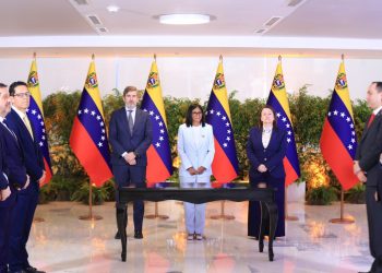 Venezuela fortalece su soberanía energética con la firma de convenio con Repsol y Eni para fortalecer el sector de hidrocarburos