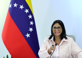 Presidenta (E) anuncia el regreso de Venezuela al FMI como una victoria diplomática