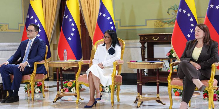 Acuerdo con Chevron permitirá sumar campo Ayacucho 8 a producción de Petropiar 1 Acuerdo con Chevron permitirá sumar campo Ayacucho 8 a producción de Petropiar