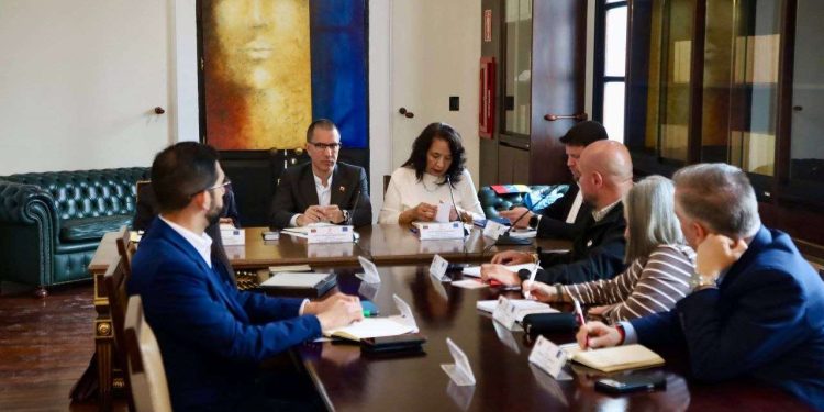 Grupo de Amistad Parlamentaria con la UE fortalece agenda de cooperación 1 Grupo de Amistad Parlamentaria con la UE fortalece agenda de cooperación