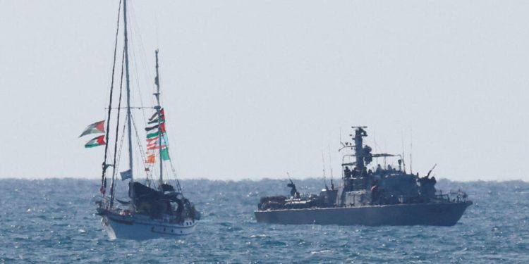 Israel intercepta la flotilla humanitaria "Global Sumud" rumbo a Gaza y Turquía condena el acto como "piratería" 1 Israel intercepta la flotilla humanitaria «Global Sumud» rumbo a Gaza y Turquía condena el acto como «piratería»