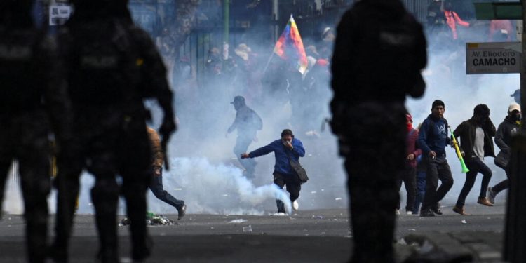 Bases obreras en Bolivia exigen la renuncia de Rodrigo Paz 1 Bases obreras en Bolivia exigen la renuncia de Rodrigo Paz