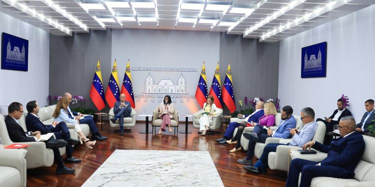 Presidenta (E) Delcy Rodríguez: "Este renacer supone una transformación cultural hacia la convivencia y la paz" 1 Presidenta (E) Delcy Rodríguez: «Este renacer supone una transformación cultural hacia la convivencia y la paz»