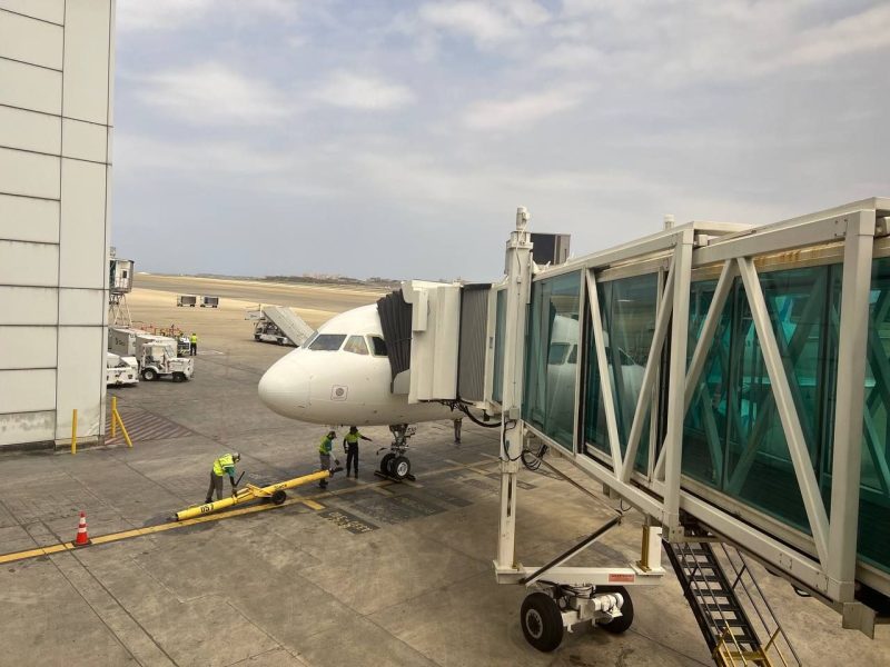 Puente aéreo Miami-Caracas: 157 venezolanos se reincorporan al país tras nuevo vuelo de repatriación 2 5172504130931592281