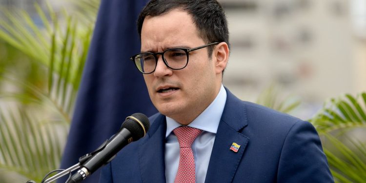Calixto Ortega: "La reestructuración de la deuda le dará oxígeno a la economía nacional" 1 Calixto Ortega: «La reestructuración de la deuda le dará oxígeno a la economía nacional»