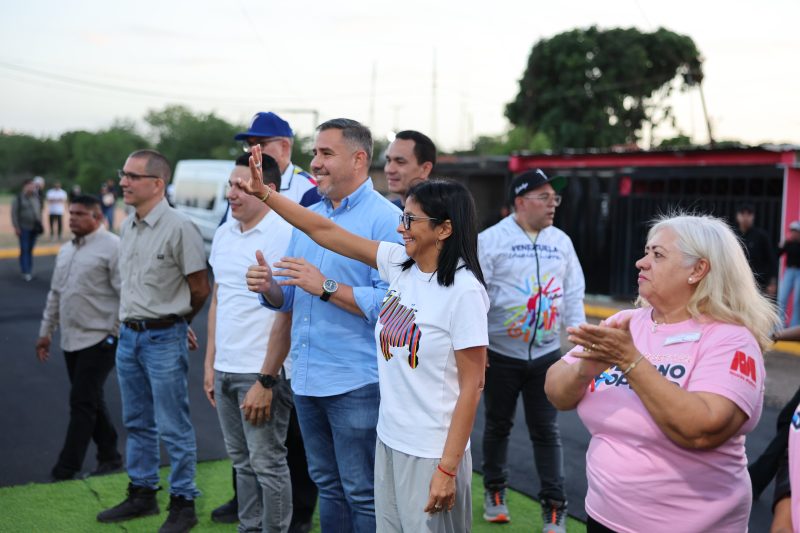 (+Fotos) Asamblea comunitaria en Anzoátegui con la Presidenta Encargada, Delcy Rodríguez 2 IMG 20260527 202753 036