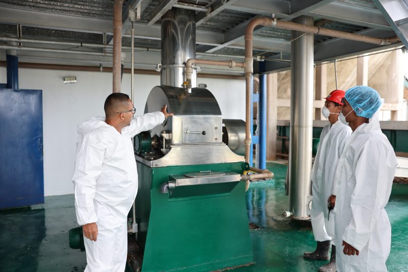 (+Fotos) Inspección a la planta Inveyuca para impulsar el motor exportador no petrolero 2 JC L3150 1