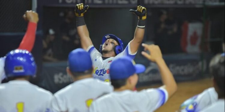 Softbol Sub-23: Venezuela blanquea 12-0 a Canadá y clasifica 1 Softbol Sub-23: Venezuela blanquea 12-0 a Canadá y clasifica